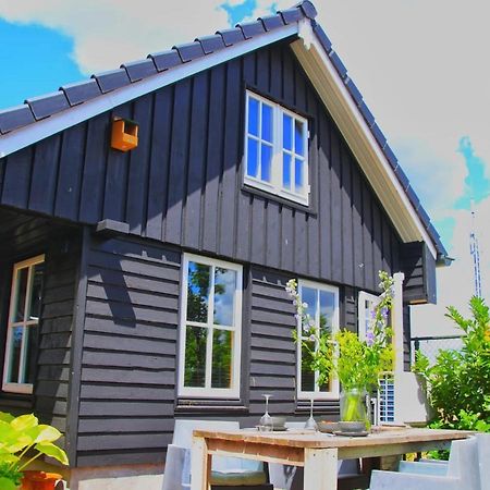 Uniek Houten Huis Nabij Bos En Plassen Hollandsche Rading Kültér fotó