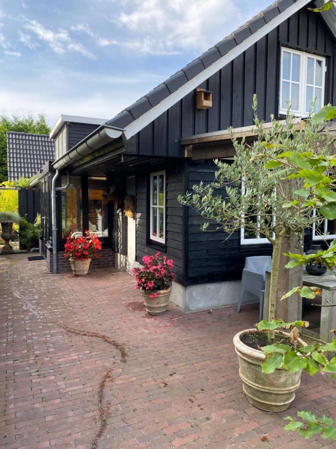 Uniek Houten Huis Nabij Bos En Plassen Hollandsche Rading Kültér fotó